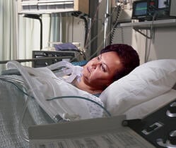 Obese_woman_in_hospital_bed-1